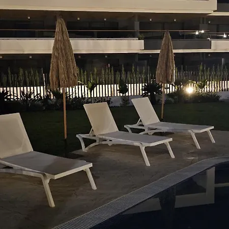 Lagoon Village Апартаменты *