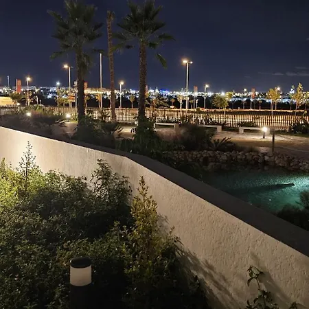 Lagoon Village Апартаменты