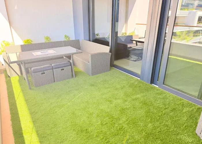 Lagoon Village Apartman *